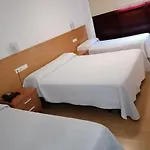 Hostal Adelia A Coruna