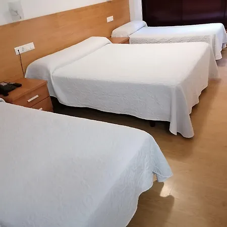 Adelia 2* La Corogne